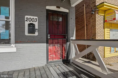 $270,000 | 2003 Edgmont Avenue, Chester, PA 19013