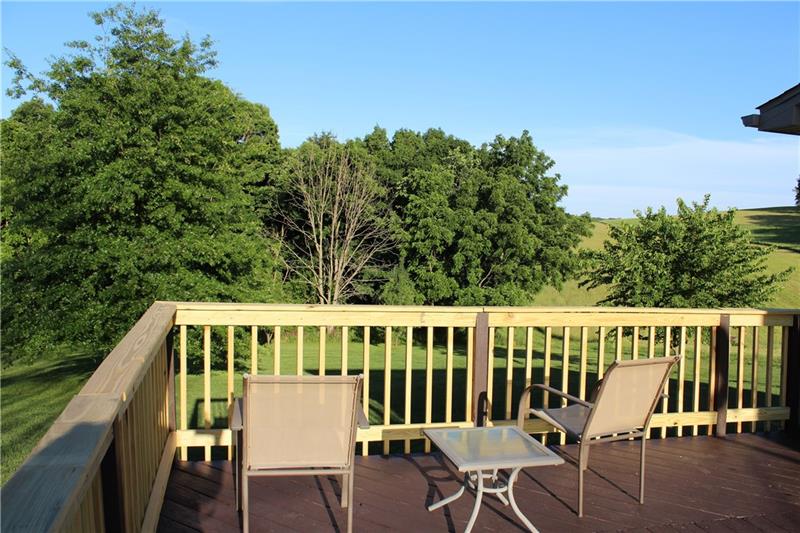 346 Reese Road Washington, PA 15301 - Photo 8 of 25 Relax and Enjoy!