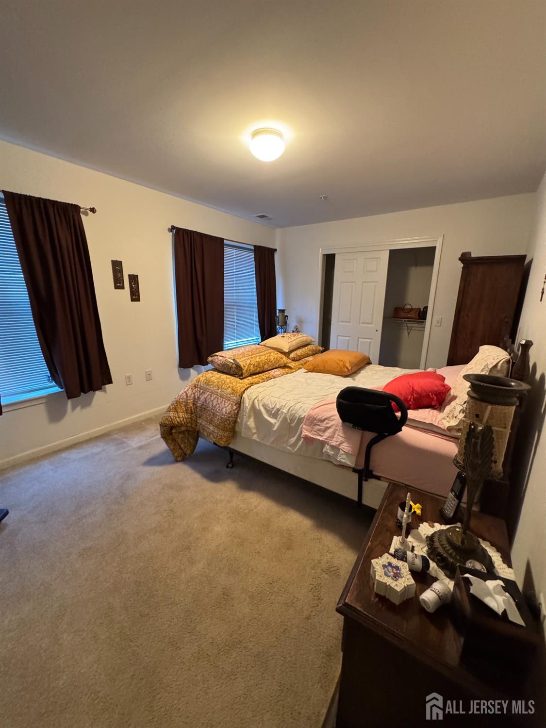 85 Liddle Avenue Edison, NJ 08837 - Photo 11 of 19