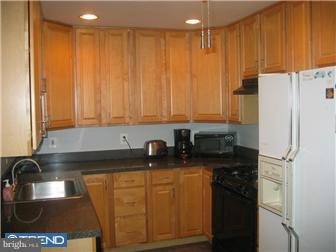3551 Teton Road Philadelphia, PA 19154 - Photo 3 of 11 Kitchen