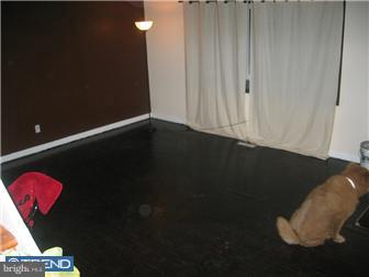 3551 Teton Road Philadelphia, PA 19154 - Photo 7 of 11 Living Room