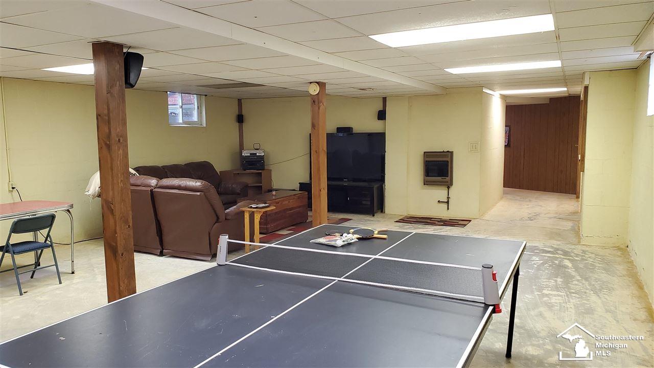 2803 Reinhardt Road Monroe, MI 48162 - Photo 13 of 22