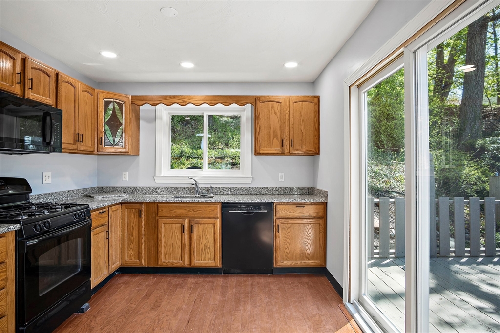 137 Fern Road Medford, MA 02155 - Photo 9 of 31 Gallery Image 9