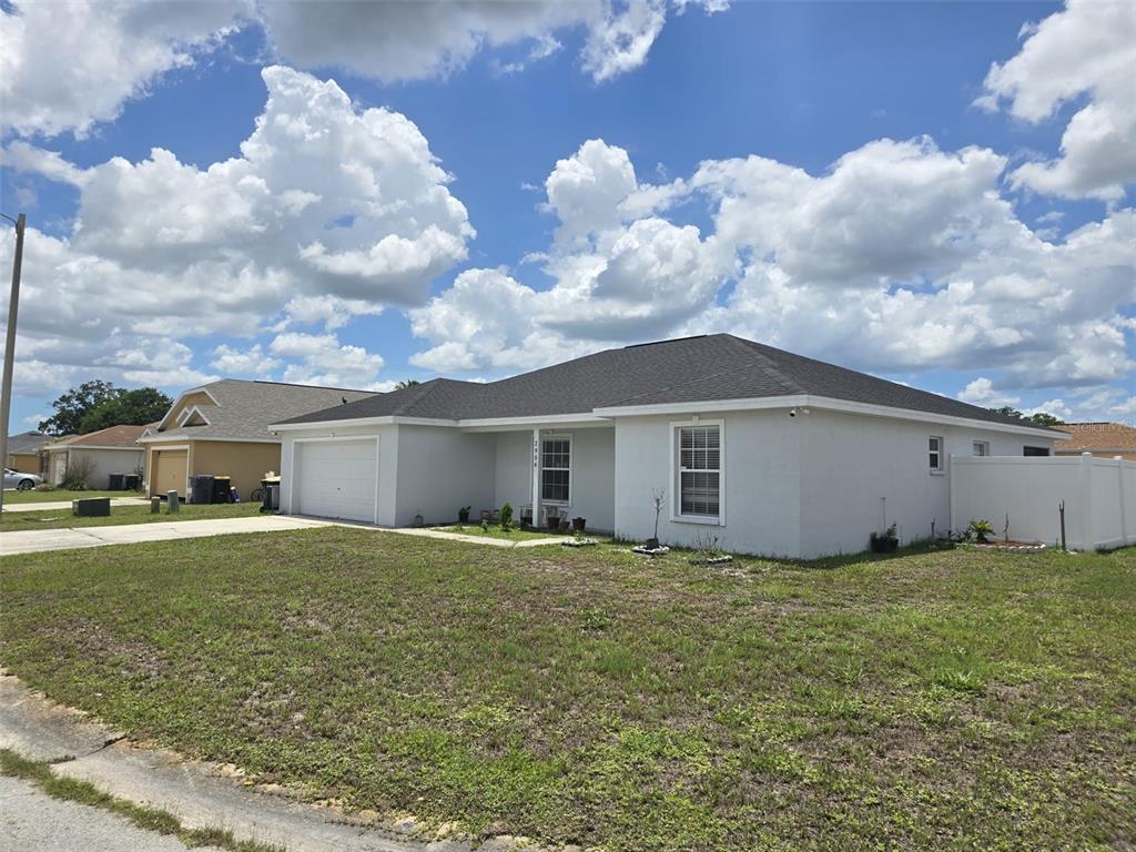 2956 Coach Lamp Road Mulberry, FL 33860 - Photo 1 of 12