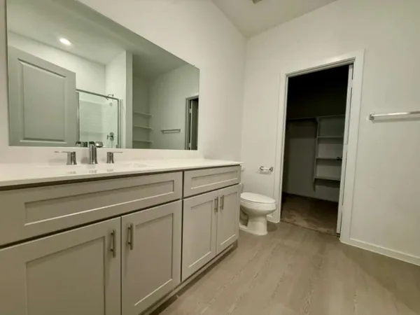 $2,350 | 15349 Dapple Blf Lane, Conroe, TX 77302