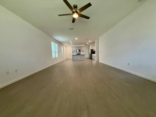 $2,350 | 15349 Dapple Blf Lane, Conroe, TX 77302