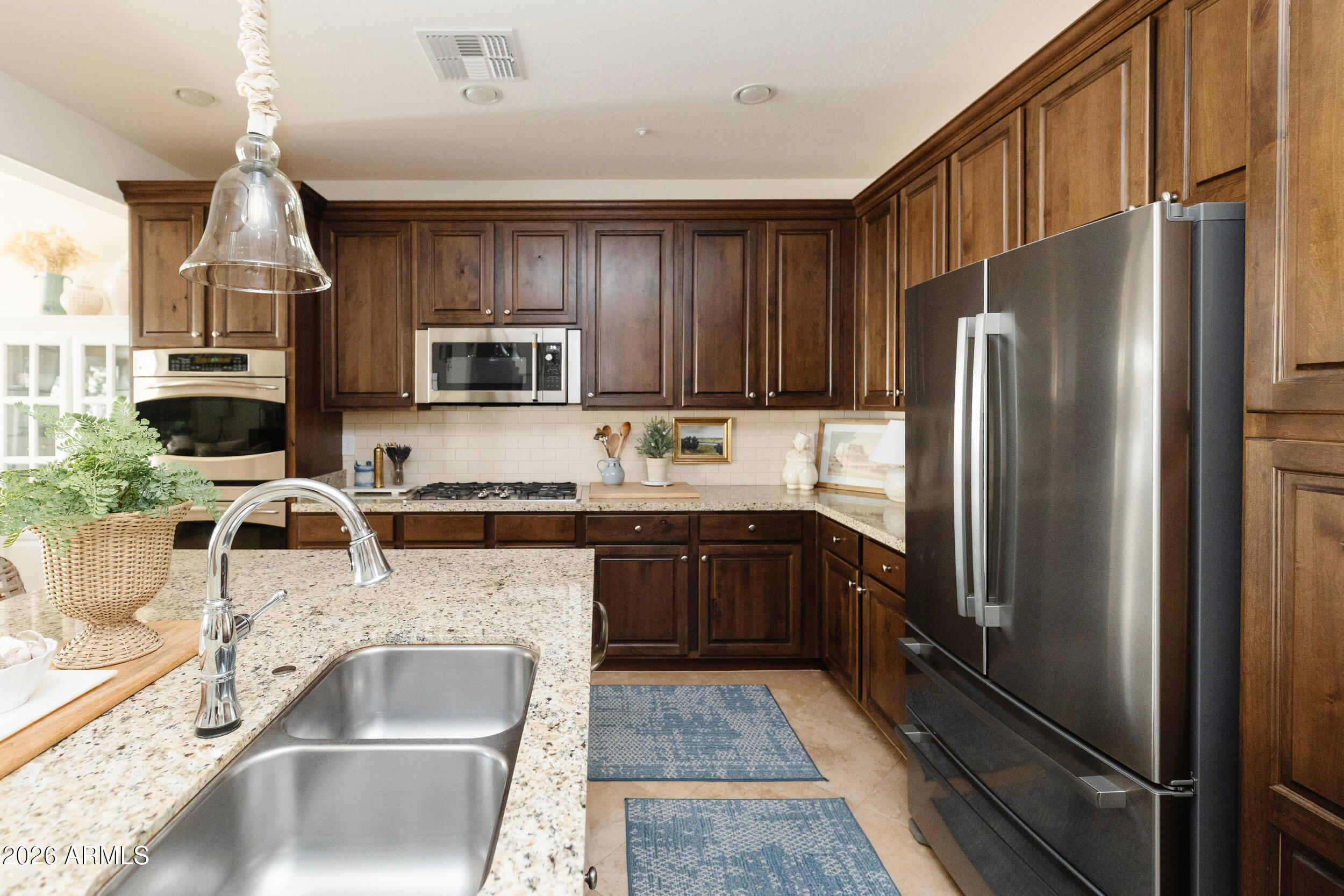 1777 West Ocotillo Road, Unit 29 Chandler, AZ 85248 - Photo 19 of 78 Gorgeous Kitchen