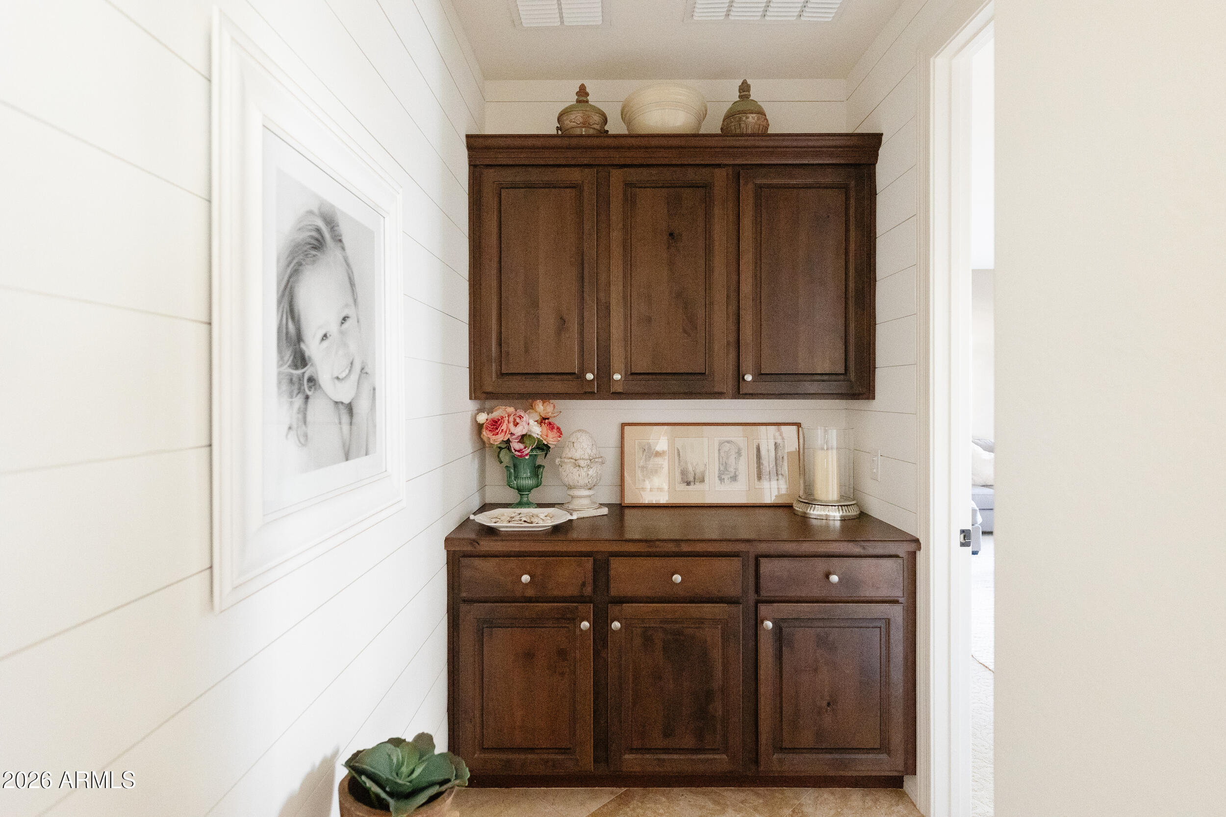 1777 West Ocotillo Road, Unit 29 Chandler, AZ 85248 - Photo 40 of 78 Primary Suite 1 Hallway - Main Level