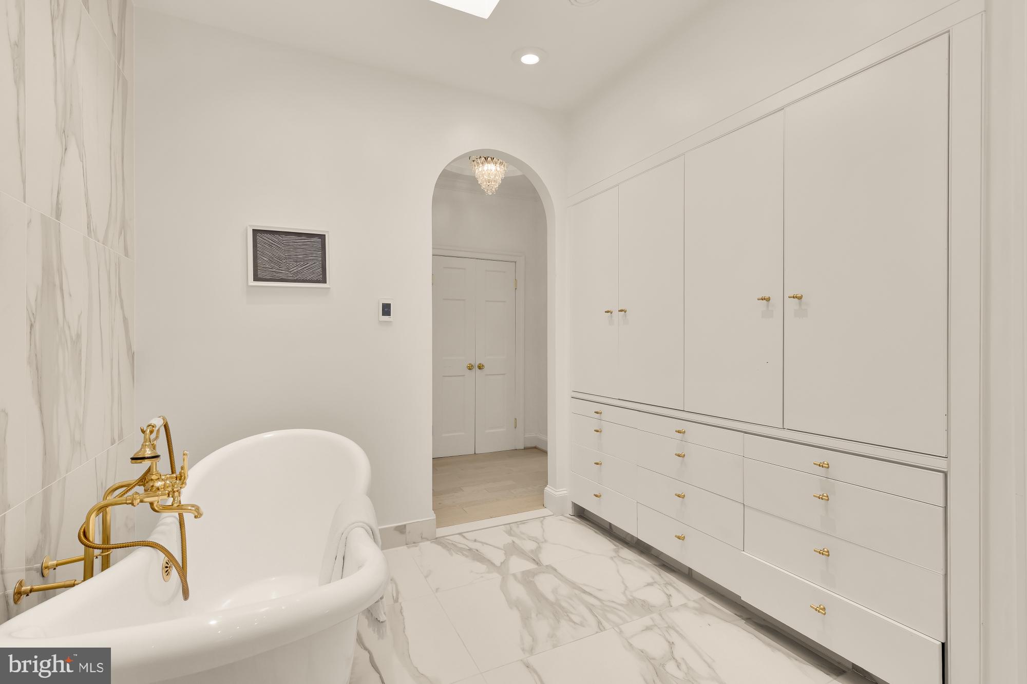 3249 P Street Northwest Washington, DC 20007 - Photo 27 of 59