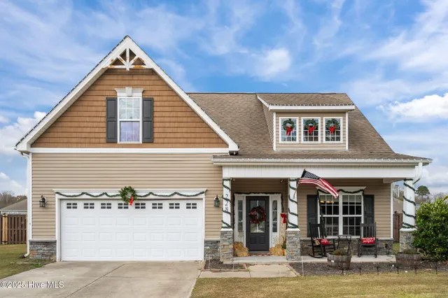 $324,900 | 228 Maidstone Drive, Richlands, NC 28574