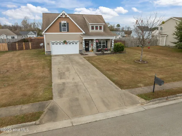 $324,900 | 228 Maidstone Drive, Richlands, NC 28574