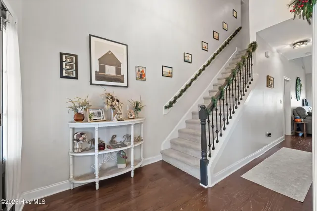 $324,900 | 228 Maidstone Drive, Richlands, NC 28574