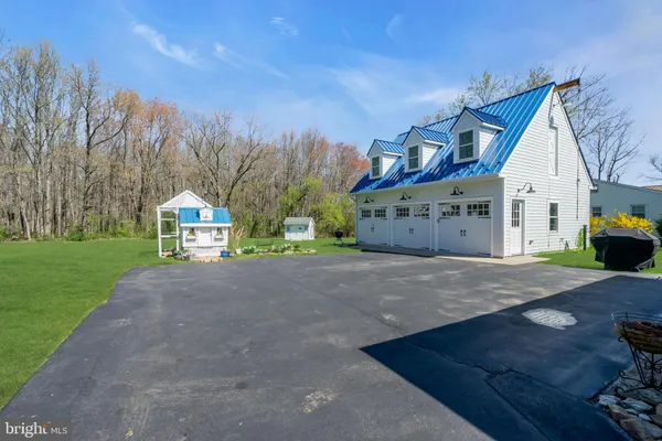 $695,000 | 936 Big Oak Road, Yardley, PA 19067