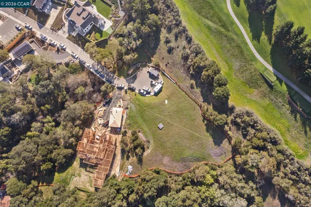 $1,999,000 | 90 Adobe Lane, Orinda, CA 94563