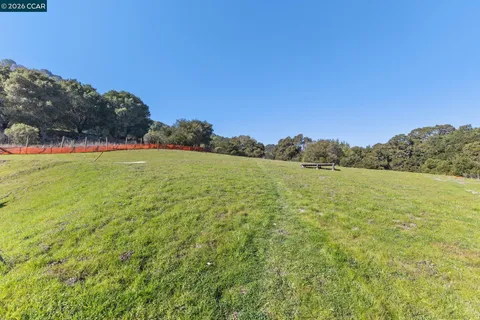 $1,999,000 | 90 Adobe Lane, Orinda, CA 94563