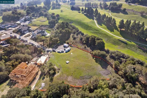 $1,999,000 | 90 Adobe Lane, Orinda, CA 94563