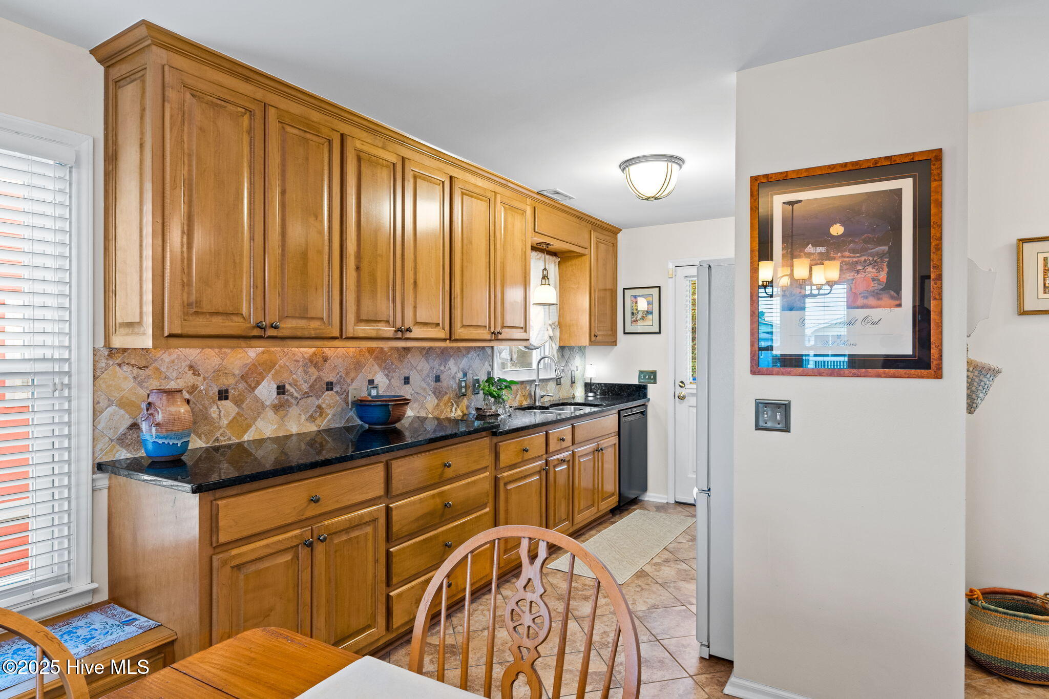 422 36th Street Sunset Beach, NC 28468 - Photo 12 of 62 38-web-or-mls-CAMMediaLLC.com 422-41