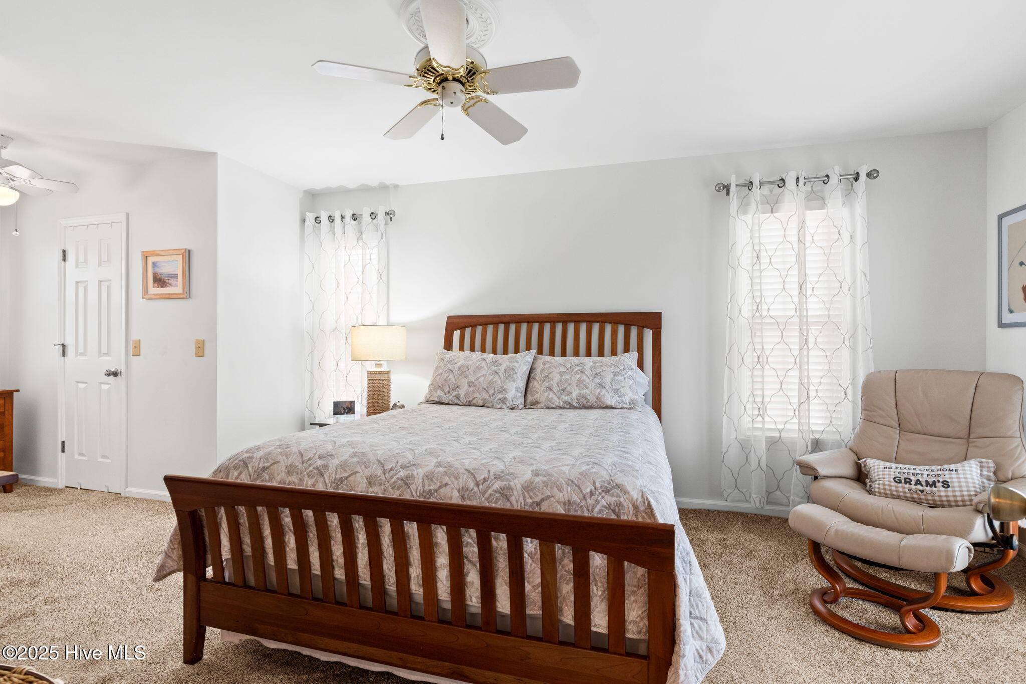 422 36th Street Sunset Beach, NC 28468 - Photo 19 of 62 45-web-or-mls-CAMMediaLLC.com 422-45