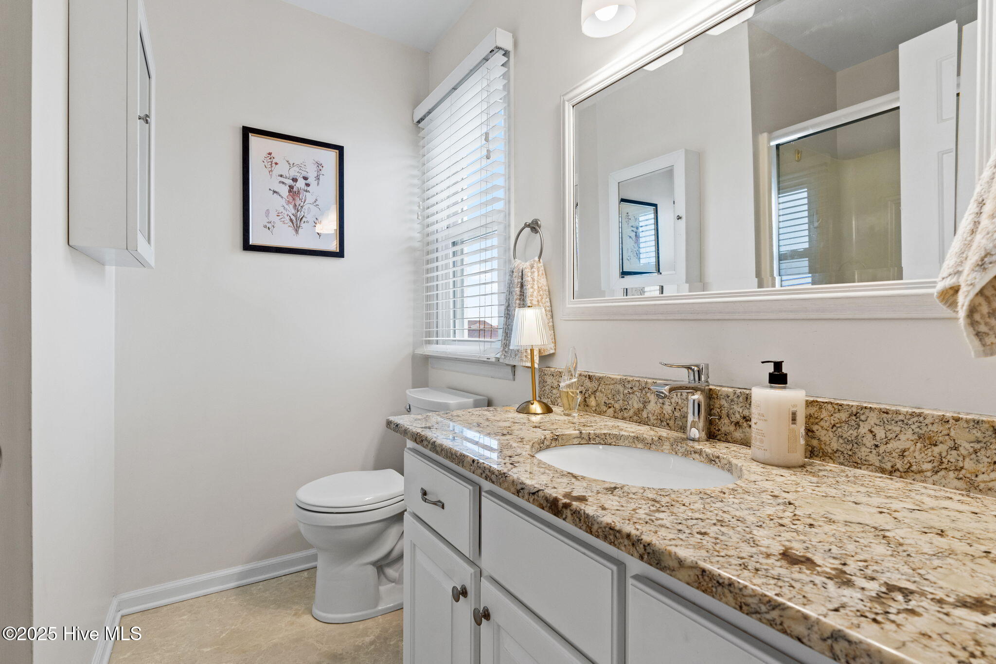 422 36th Street Sunset Beach, NC 28468 - Photo 22 of 62 49-web-or-mls-CAMMediaLLC.com 422-49