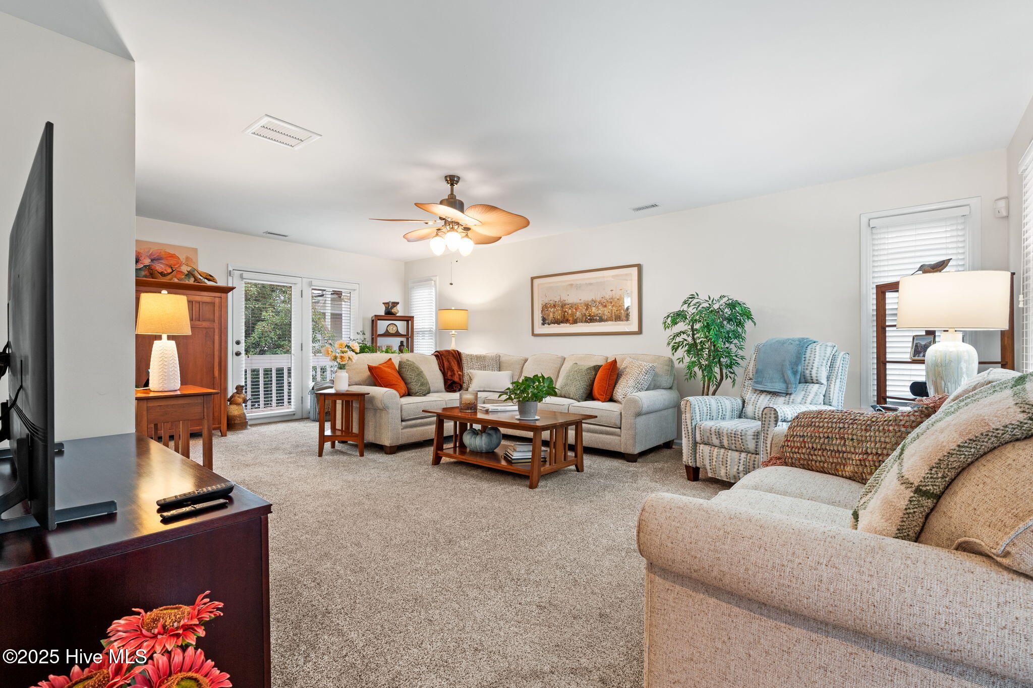 422 36th Street Sunset Beach, NC 28468 - Photo 6 of 62 32-web-or-mls-CAMMediaLLC.com 422-31