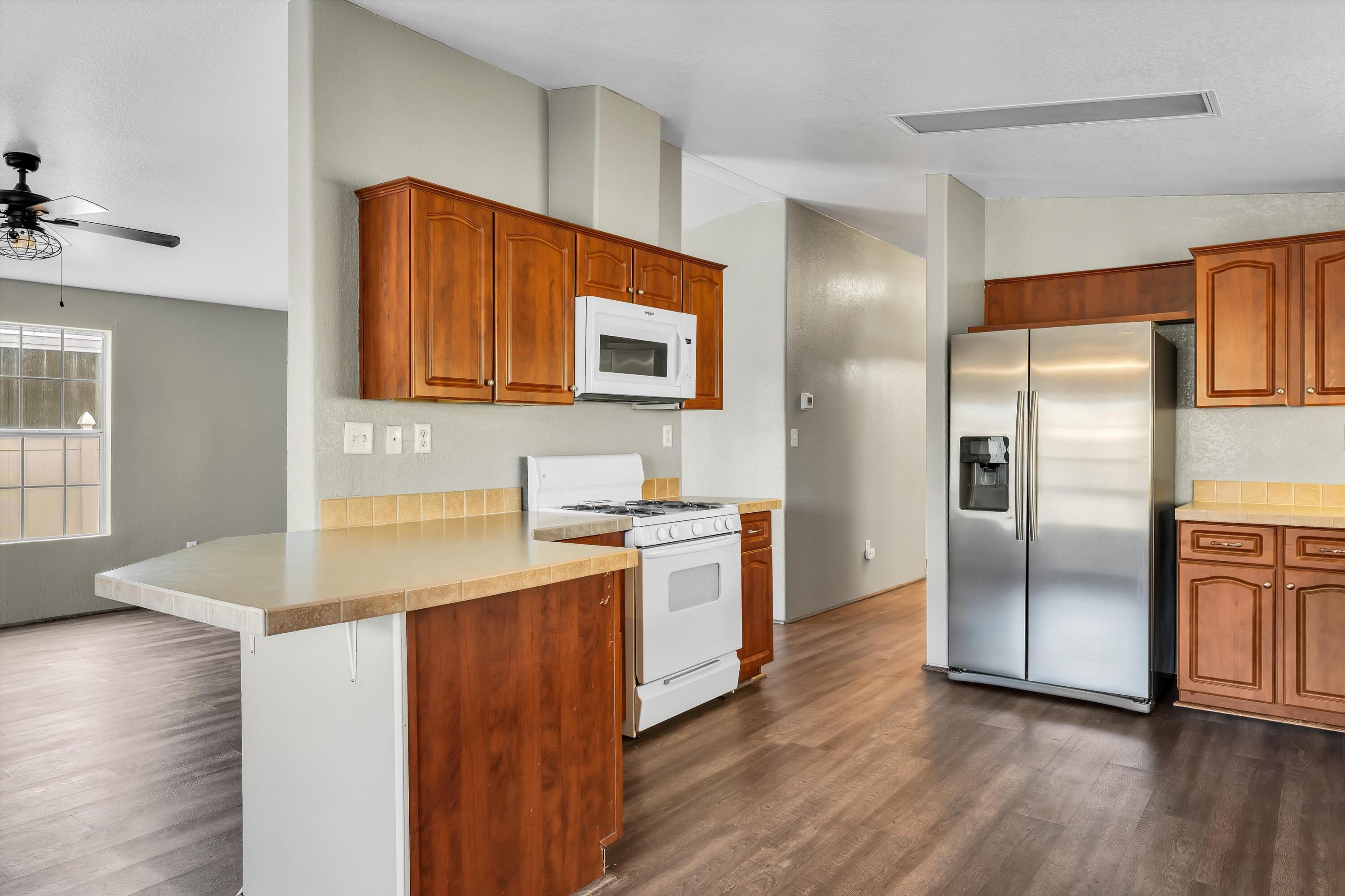 17555 Corkill Road, Unit 8 Desert Hot Springs, CA 92241 - Photo 10 of 26 12-Photo-15