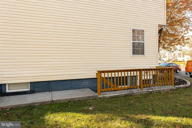 a sign that is on the side of a building