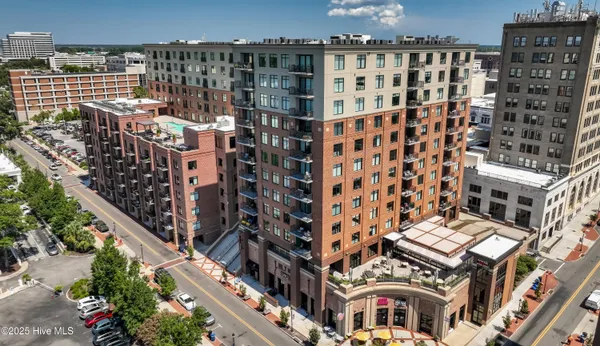 $749,000 | 240 North Water Street, Unit 854, Wilmington, NC 28401