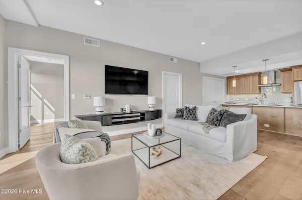 $749,000 | 240 North Water Street, Unit 854, Wilmington, NC 28401