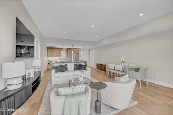 $749,000 | 240 North Water Street, Unit 854, Wilmington, NC 28401