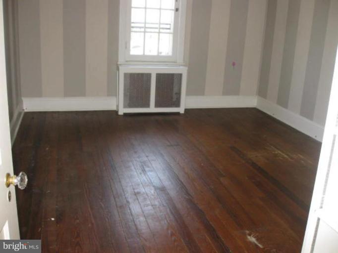 412 Woodlawn Road Baltimore, MD 21210 - Photo 16 of 19 BEDROOM 7