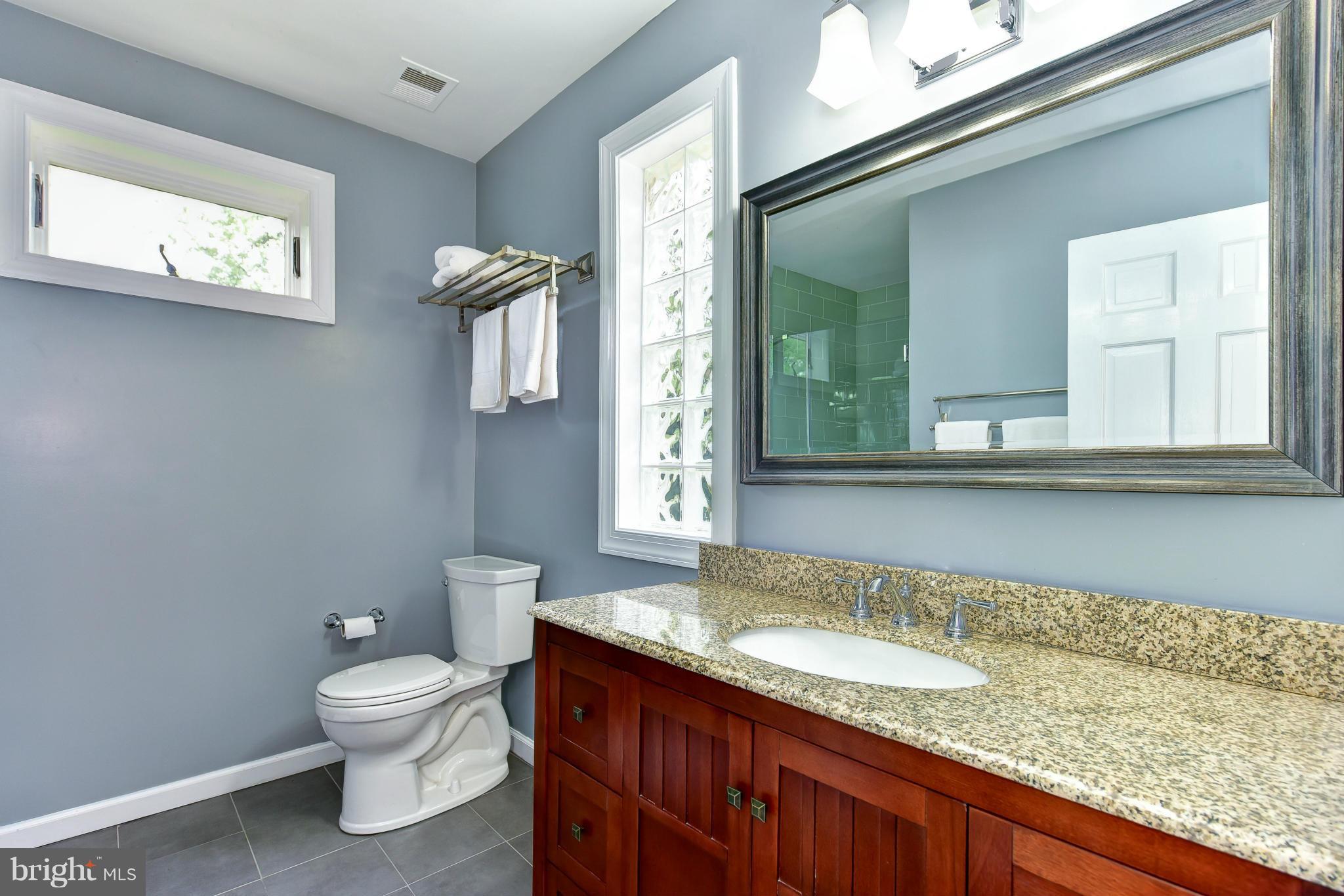 2800 Ridge Rd Drive Alexandria, VA 22302 - Photo 12 of 30 Bath (Master)