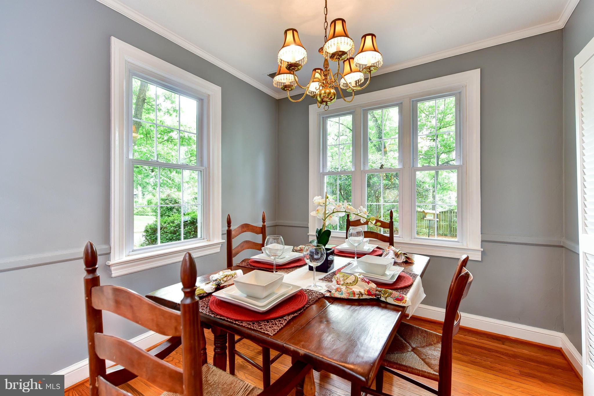 2800 Ridge Rd Drive Alexandria, VA 22302 - Photo 4 of 30 Dining Room