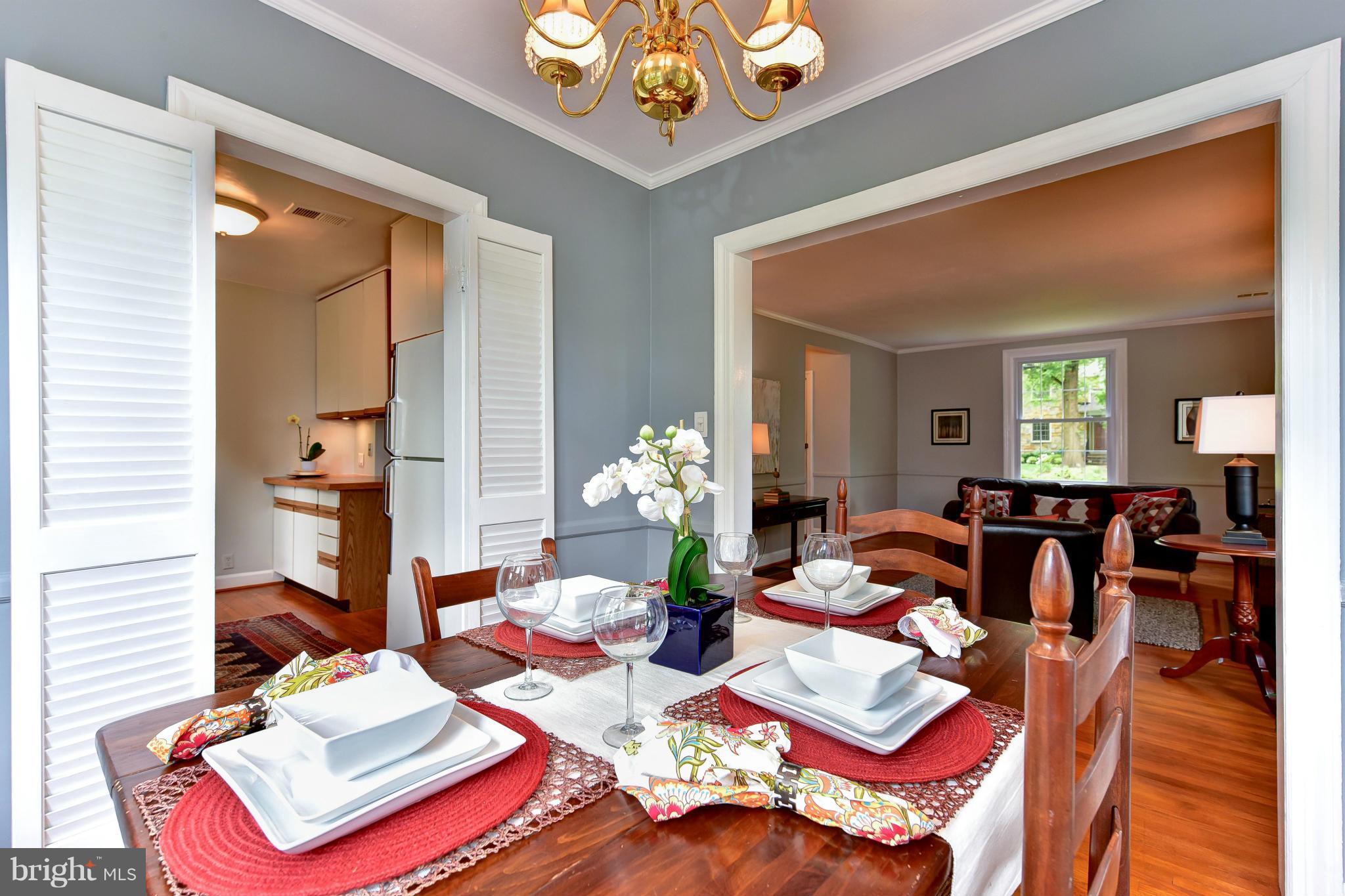 2800 Ridge Rd Drive Alexandria, VA 22302 - Photo 5 of 30 Dining Room