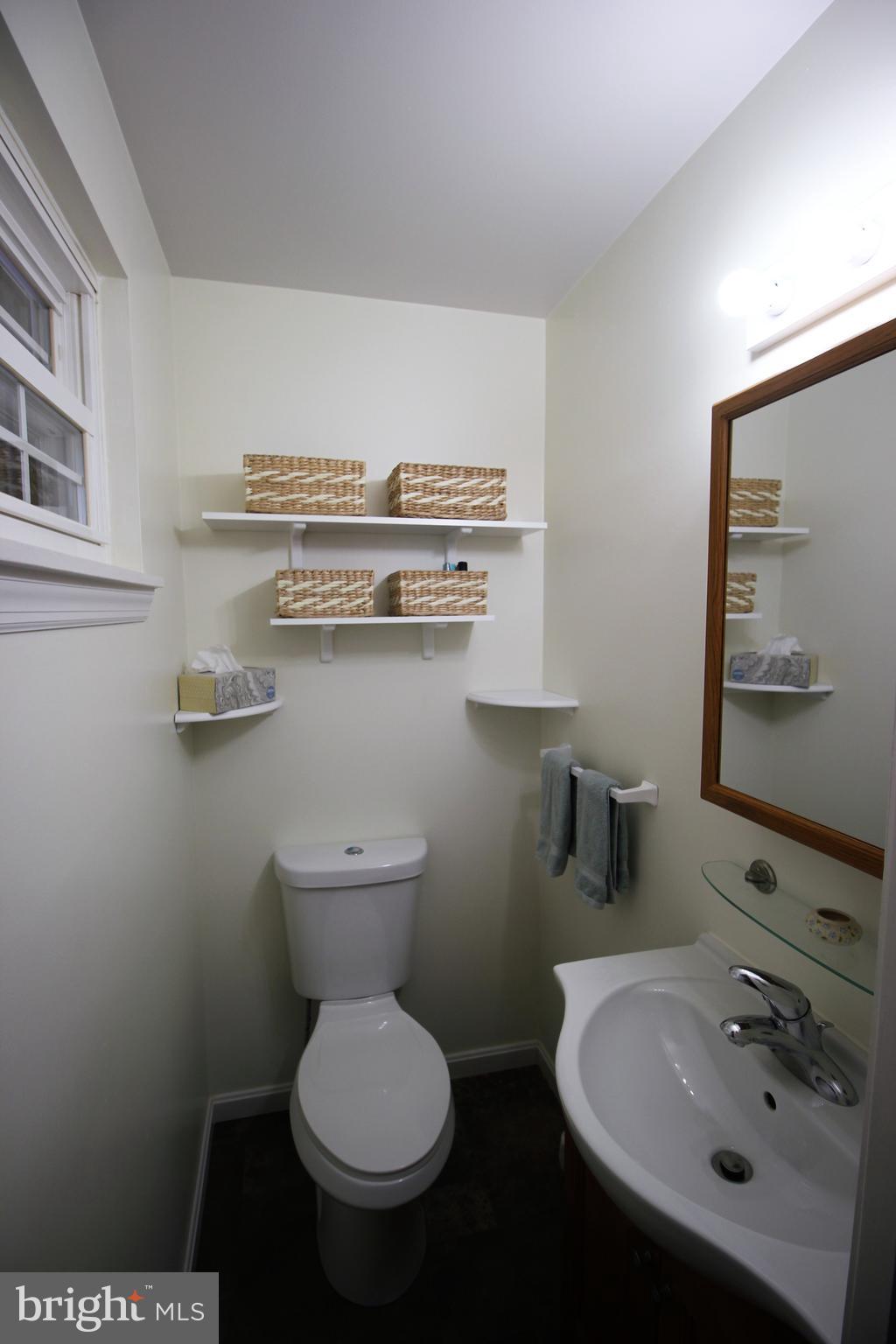 310 Janet Road Reisterstown, MD 21136 - Photo 25 of 34 Owner Powder Room