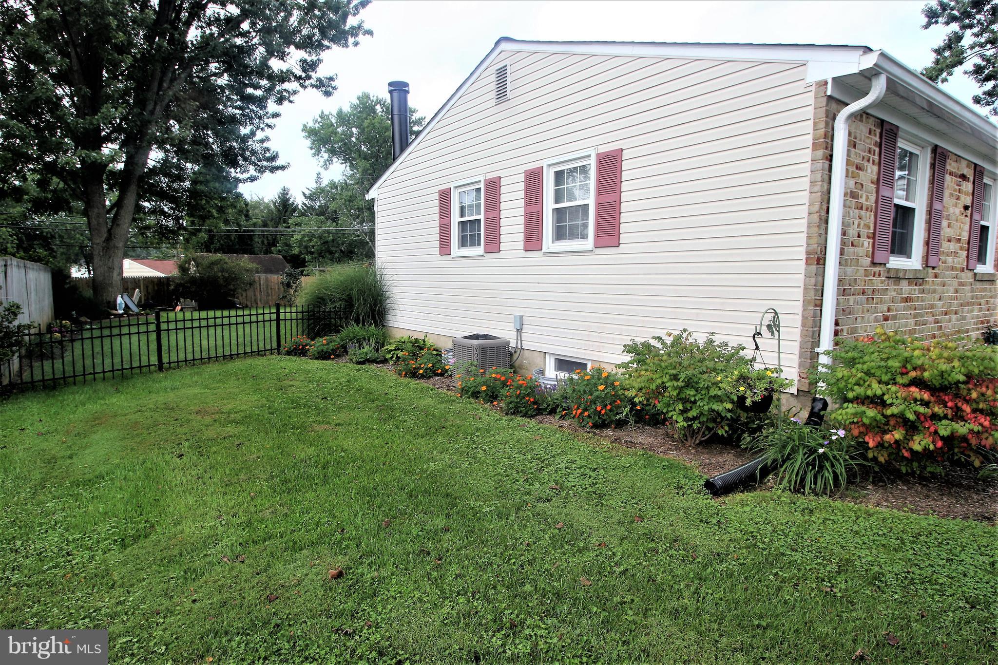 310 Janet Road Reisterstown, MD 21136 - Photo 4 of 34 Exterior (Front)