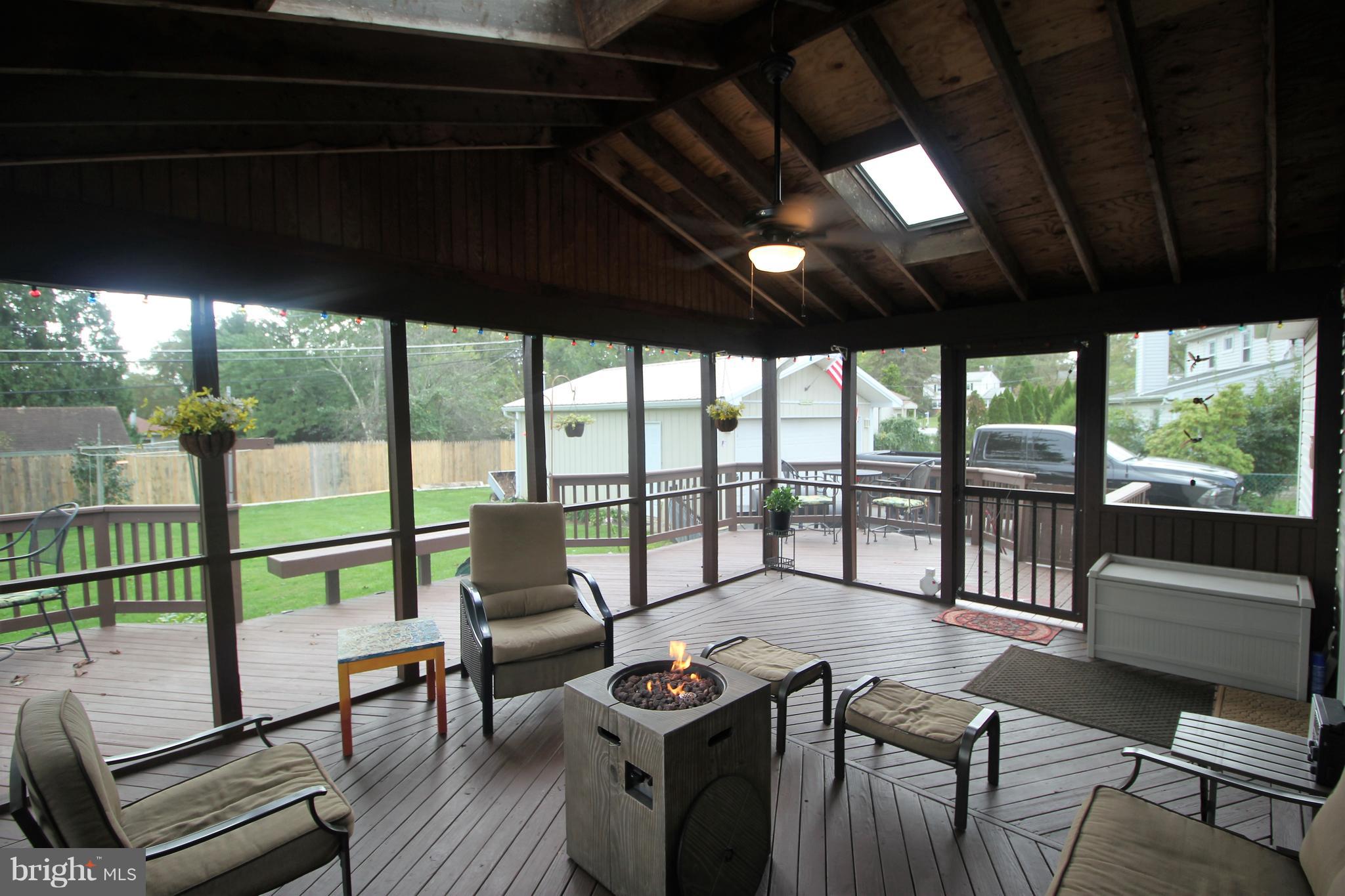 310 Janet Road Reisterstown, MD 21136 - Photo 8 of 34 Screened Deck