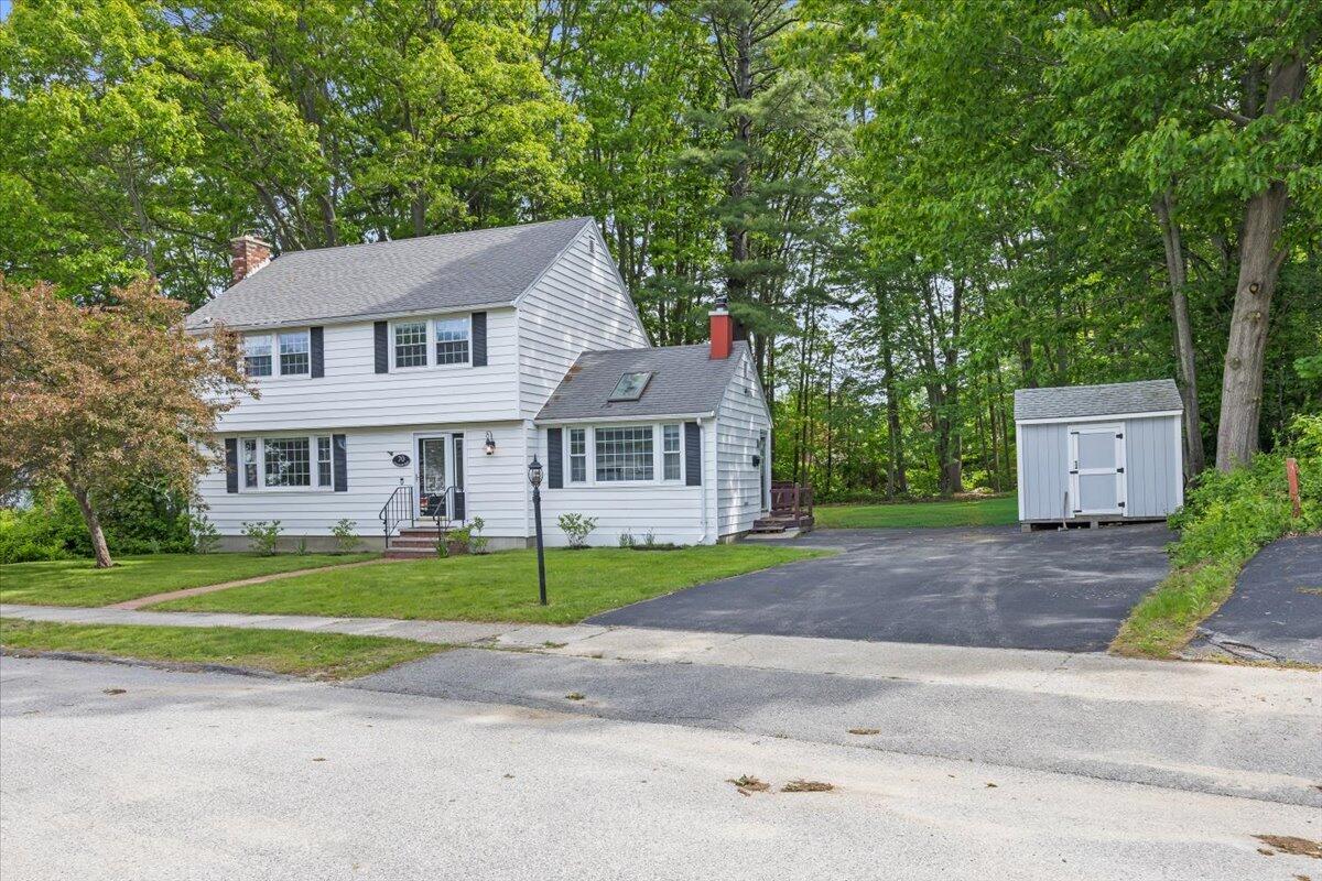 70 Springwood Road South Portland, ME 04106 - Photo 2 of 34 02-70 Springwood-2