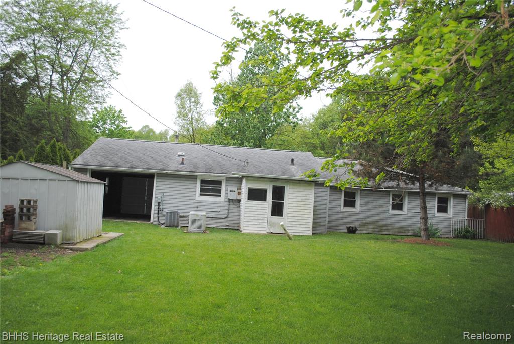 4080 Potts Road Fowlerville, MI 48836 - Photo 6 of 22