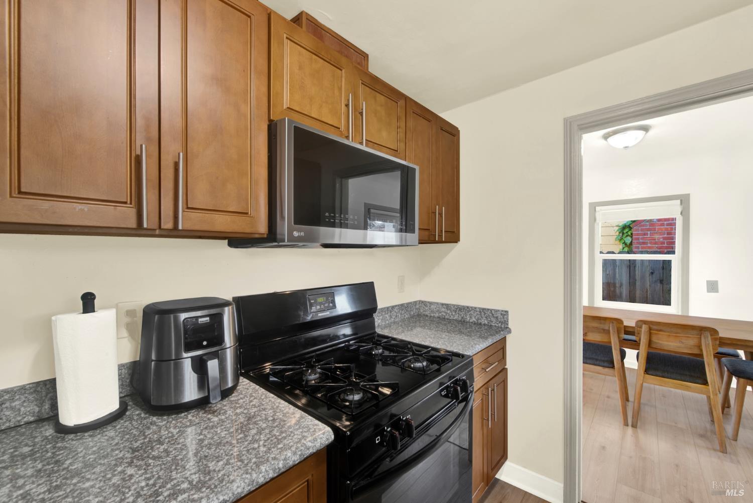 91 14th Street Vallejo, CA 94590 - Photo 21 of 48