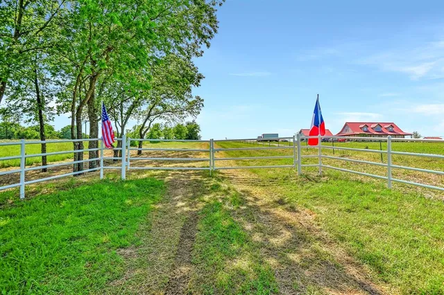 $1,295,842 | Tbd Airport Drive, Pottsboro, TX 75076