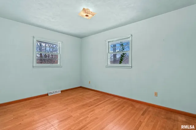 $199,900 | 3440 Woodhaven Drive, Springfield, IL 62712