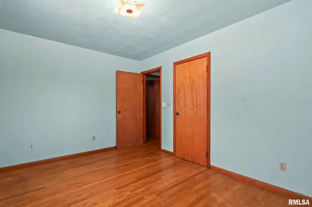 $199,900 | 3440 Woodhaven Drive, Springfield, IL 62712