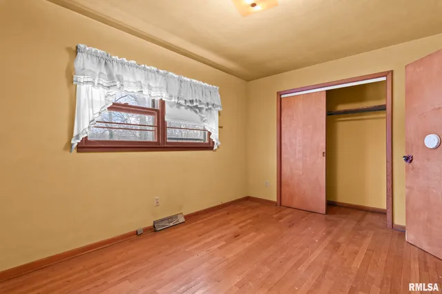 $199,900 | 3440 Woodhaven Drive, Springfield, IL 62712