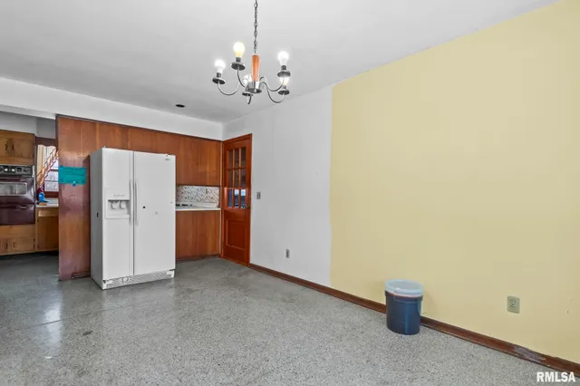 $199,900 | 3440 Woodhaven Drive, Springfield, IL 62712