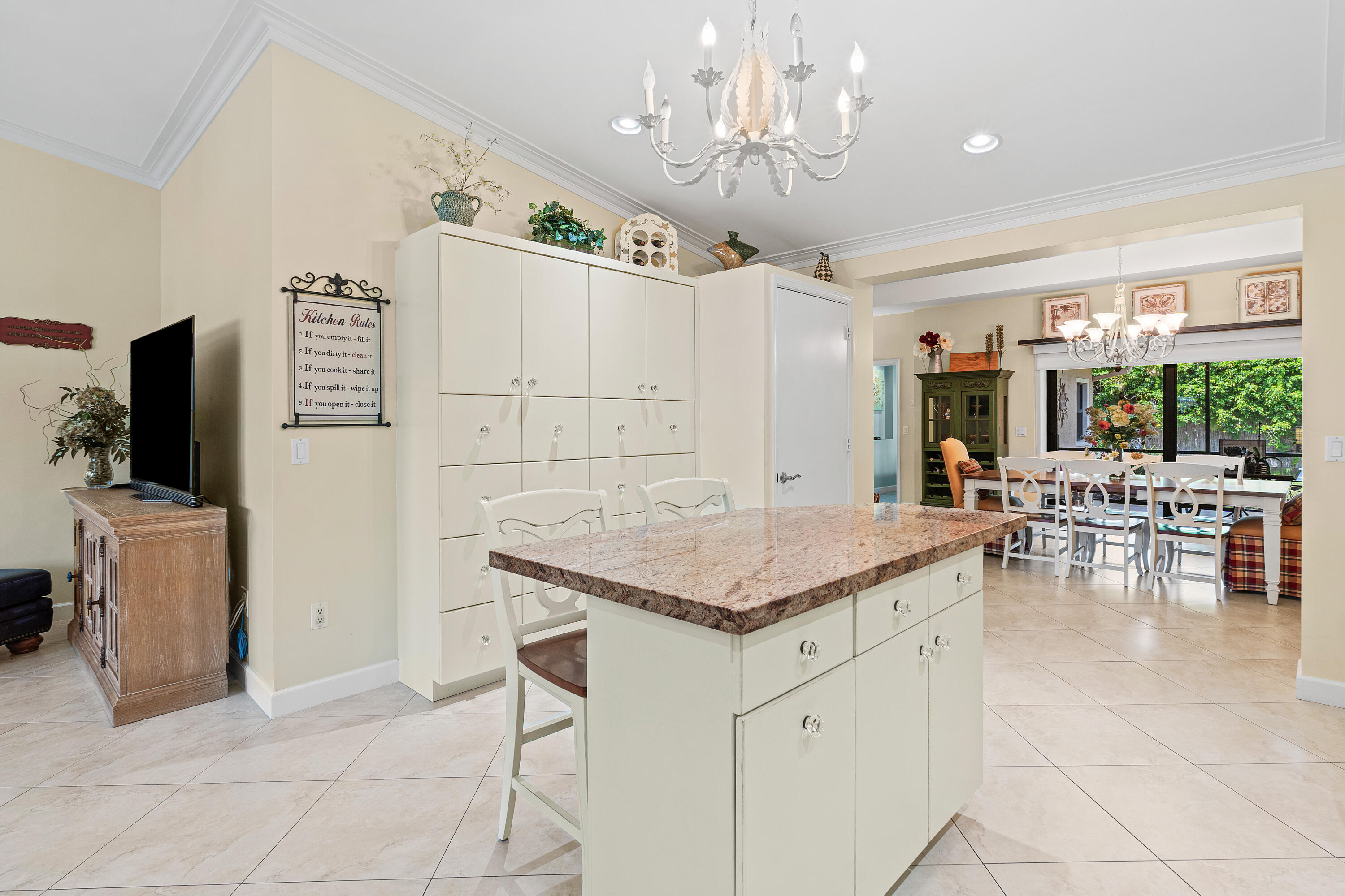 5175 Beechwood Road Delray Beach, FL 33484 - Photo 9 of 26 Lots of convenient Storage