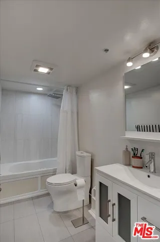 $3,350 | 108 West Maple Street, Unit 27, Glendale, CA 91204