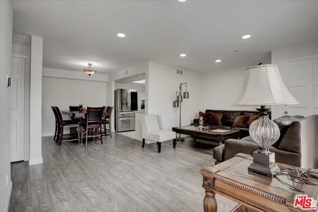 $3,350 | 108 West Maple Street, Unit 27, Glendale, CA 91204