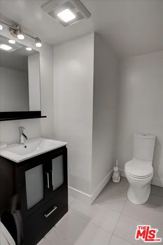 $3,350 | 108 West Maple Street, Unit 27, Glendale, CA 91204