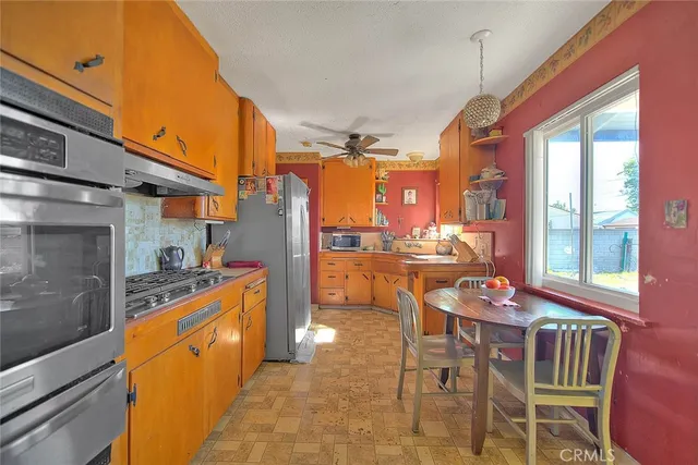 $625,000 | 909 West Flora Street, Ontario, CA 91762