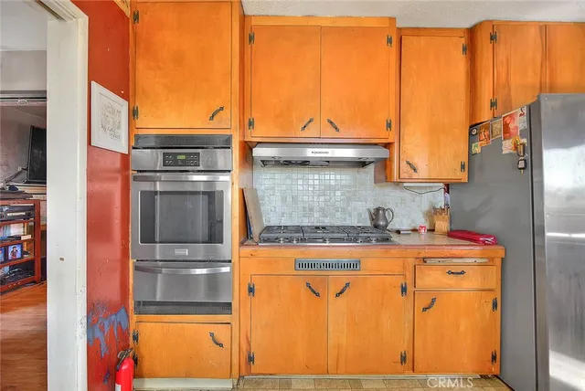 $625,000 | 909 West Flora Street, Ontario, CA 91762